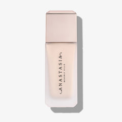 Impeccable Blurring Second-Skin Matte Foundation