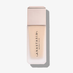 Impeccable Blurring Second-Skin Matte Foundation